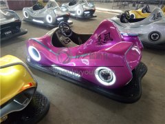 新型游樂設(shè)備碰碰車也能做到暴風(fēng)漂移？