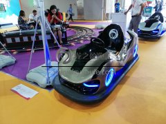 “飄移碰碰車(chē)”成為冬季室內(nèi)游玩的*佳游樂(lè)設(shè)備